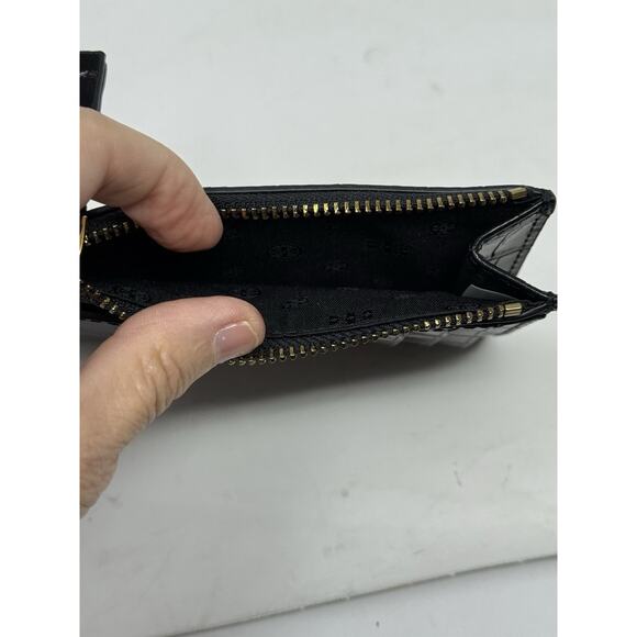 Tory Burch Britten Croc Leather Zip Card case in Black - Picture 4 of 5